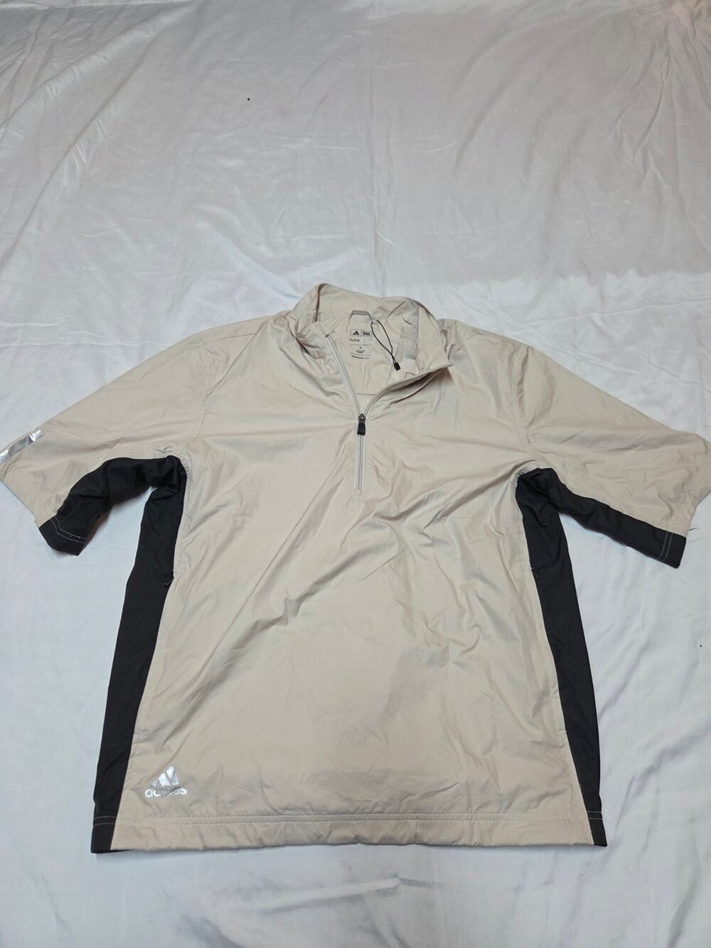 adidas Men’s Beige Short-Sleeve Performance Pullover with Black Panels